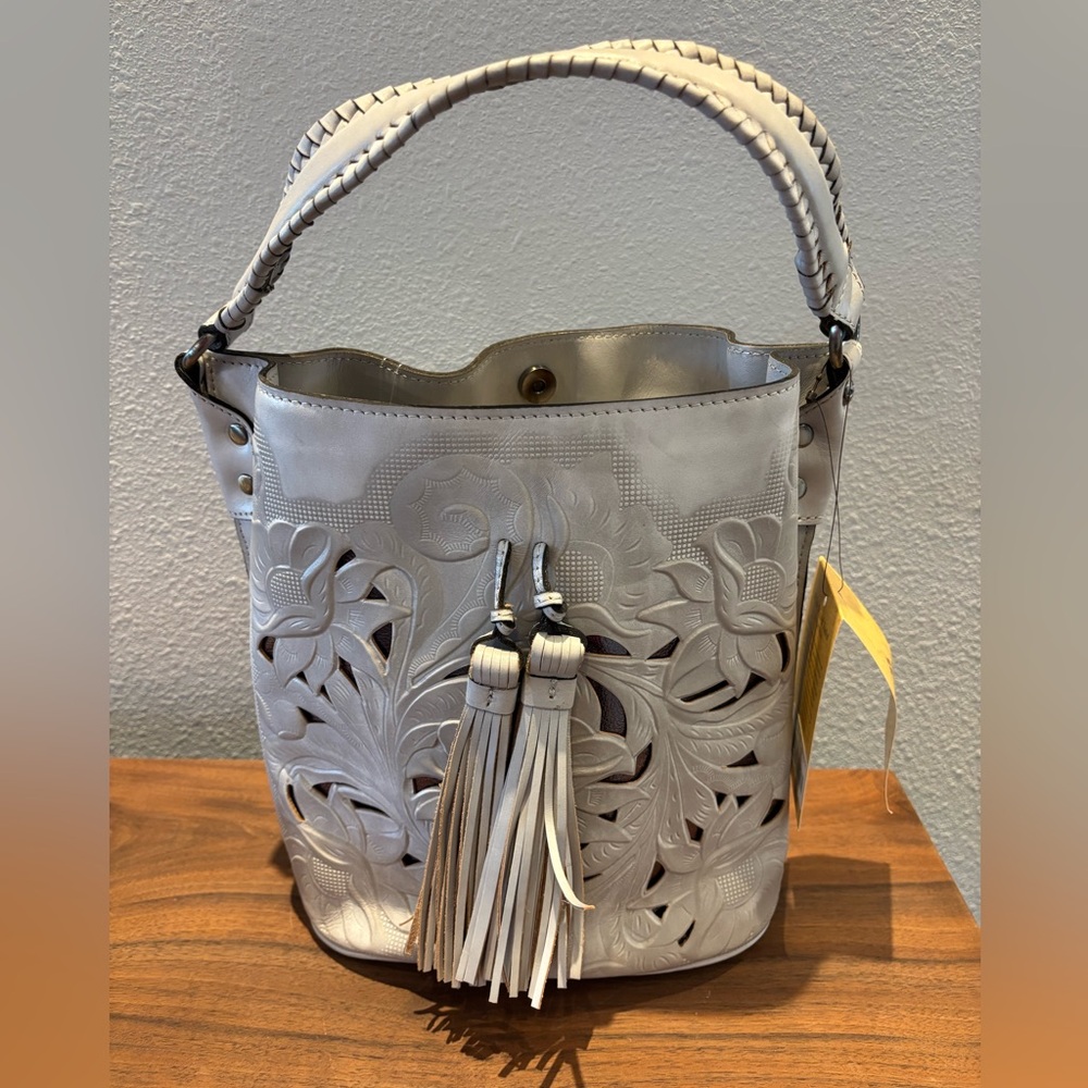 Patricia Nash White Waxed Tooled Collection Handbag With Dustcover NWT